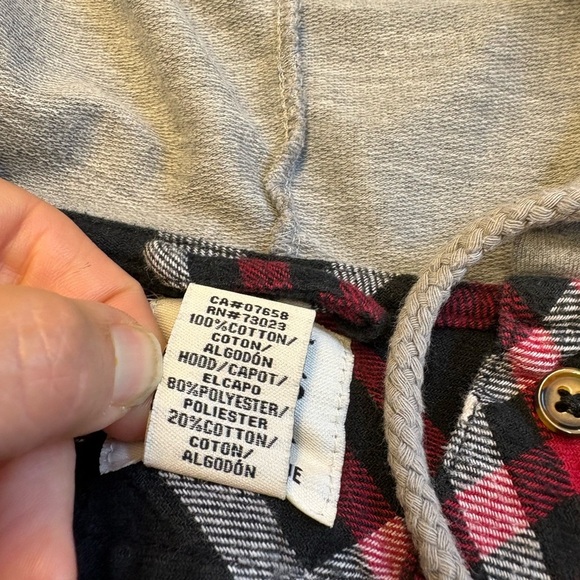 Hooded Flannel long sleeve button up red flannel grey hood size Small - Picture 3 of 8